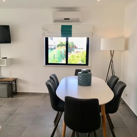 Summer - Beach And City Center Apartment Albufeira